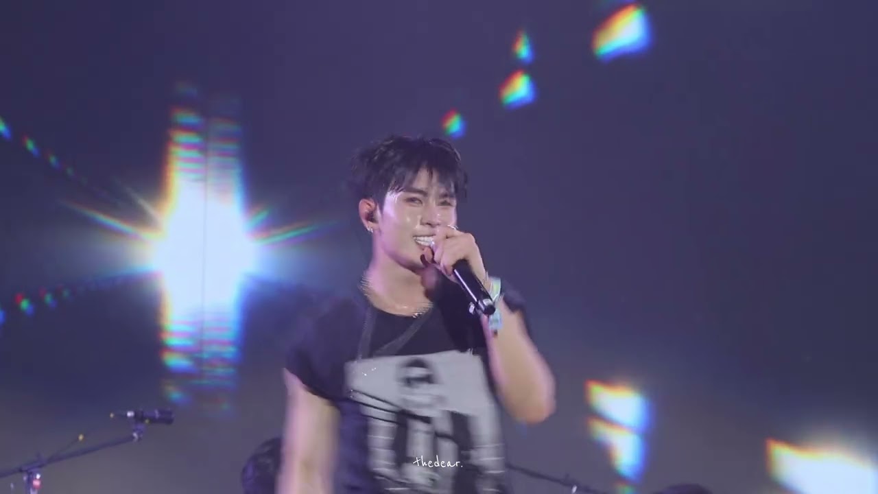 251206 ถอด (TAKE IT OFF) @ BMMF15 [Santa Focus Fancam]