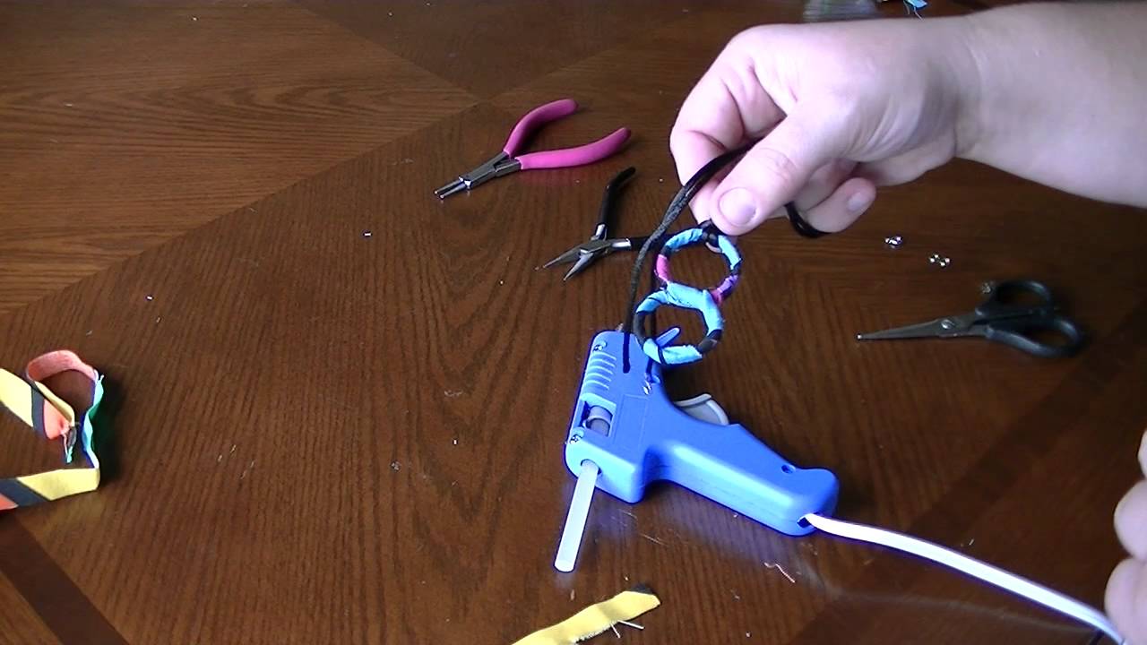 Plastic Ring Necklace Tute