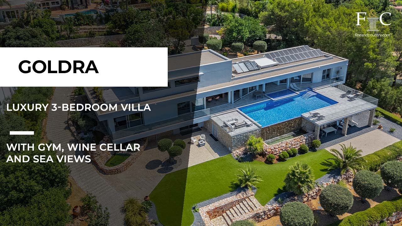 Algarve property for sale - Luxury 3-bedroom villa with gym, wine cellar and sea views