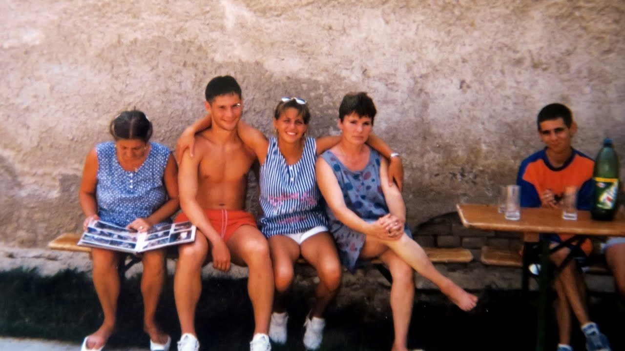 Hátsó füves: Véménd, a Dárdai család faluja