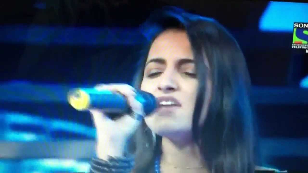Poorvi singing dhunki