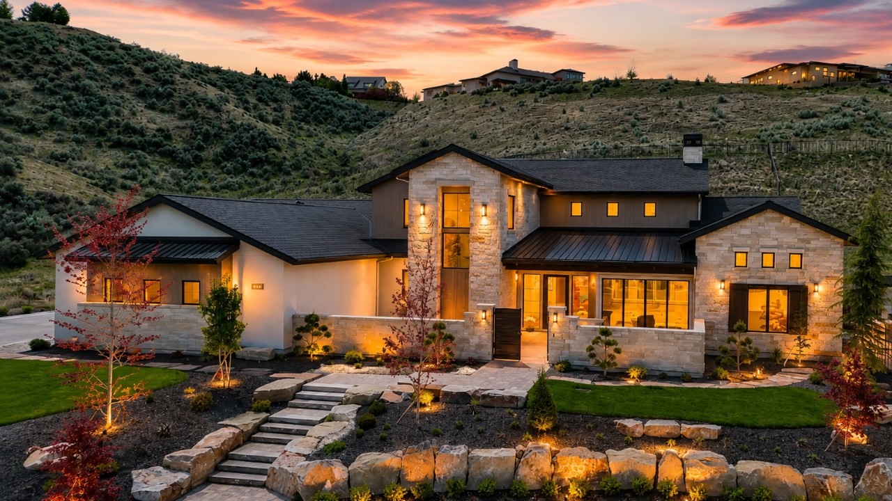 TOUR THE 5 BEST CUSTOM HOMES I'D BUILD TOMORROW