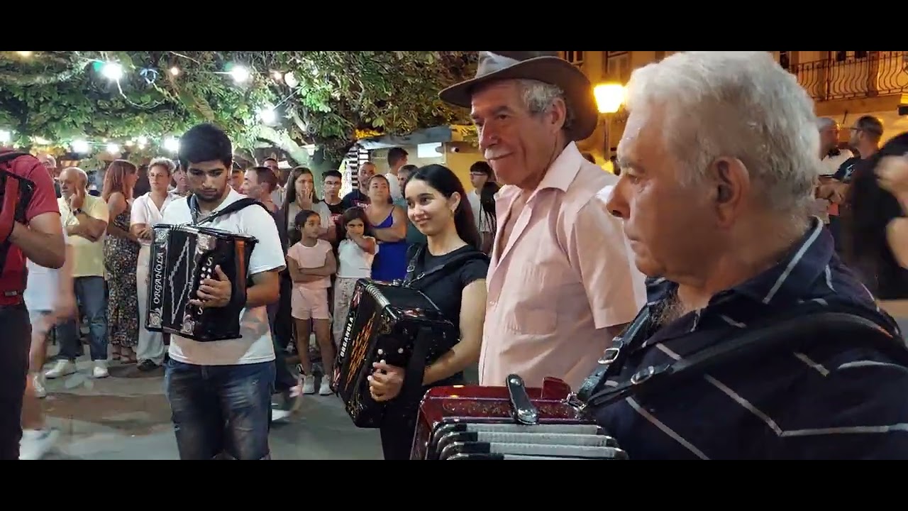 Baile | Praça da República |Melgaço |4|8|2025|