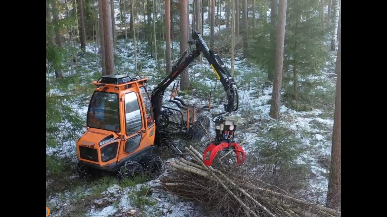 Taajamametsän hoito - Alstor 850 - Farmikko 221TCE