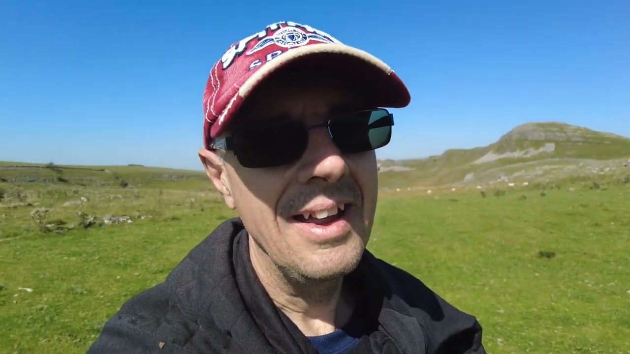 Smearsett Scar & Feizor Ramble.