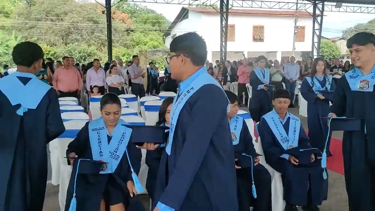 BOLÍVAR CHANCUSIG 🇪🇨🤝✌️🏍️👍🎓