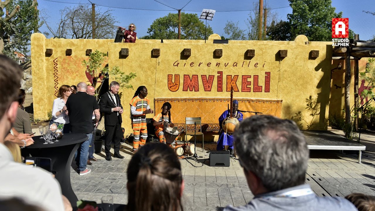Avifauna blaast 75 kaarsjes feestelijk uit met opening gierenvallei
