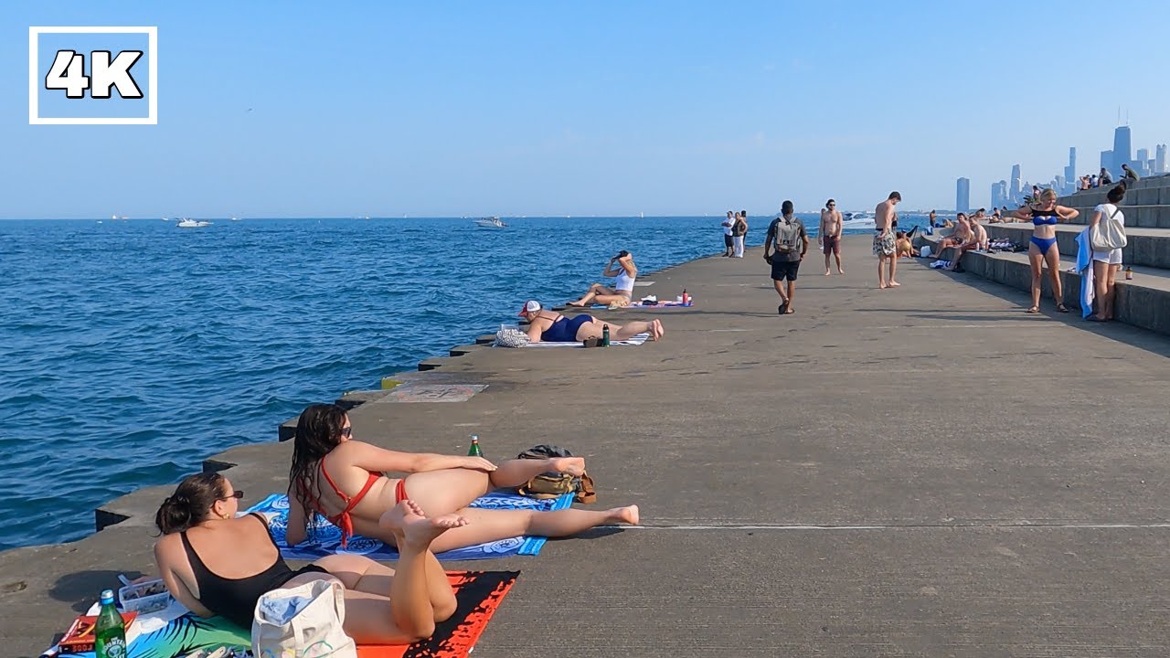 CHICAGO 🇺🇸 Diversey Harbor Lakefront Trail Walking Tour - Summer 2023 [4K 60fps]