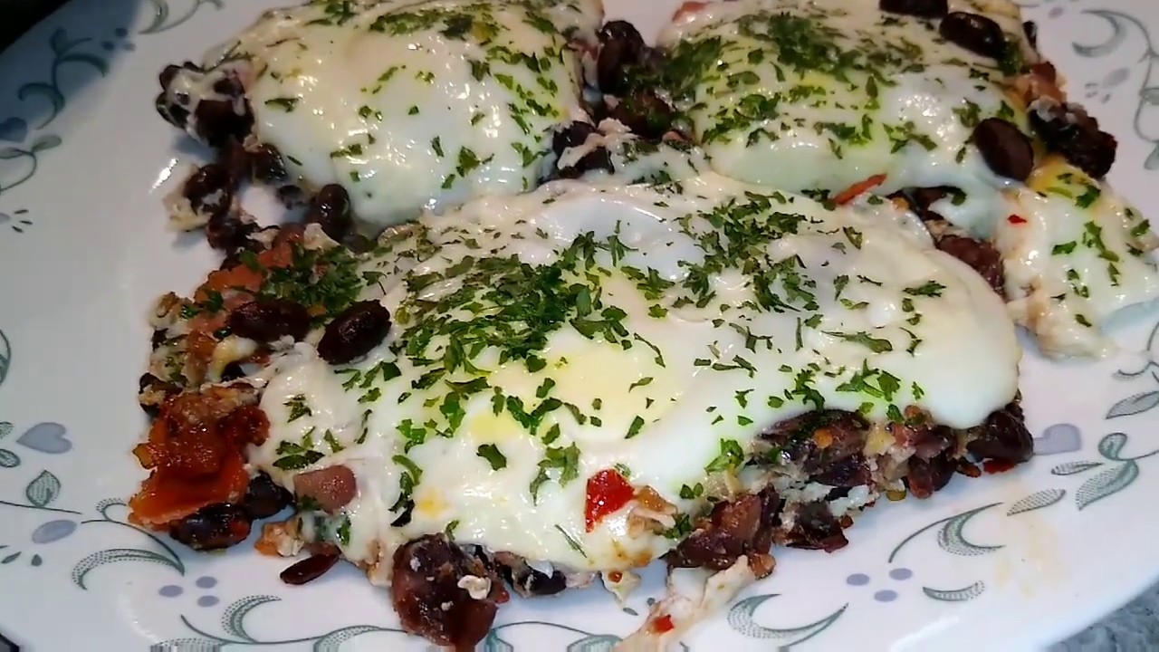 SPICY MEXICAN EGGS AND BLACK BEANS... BREAKFAST RECIPE IN LOCKDOWN PERIOD..STAY HOME , STAY SAFE