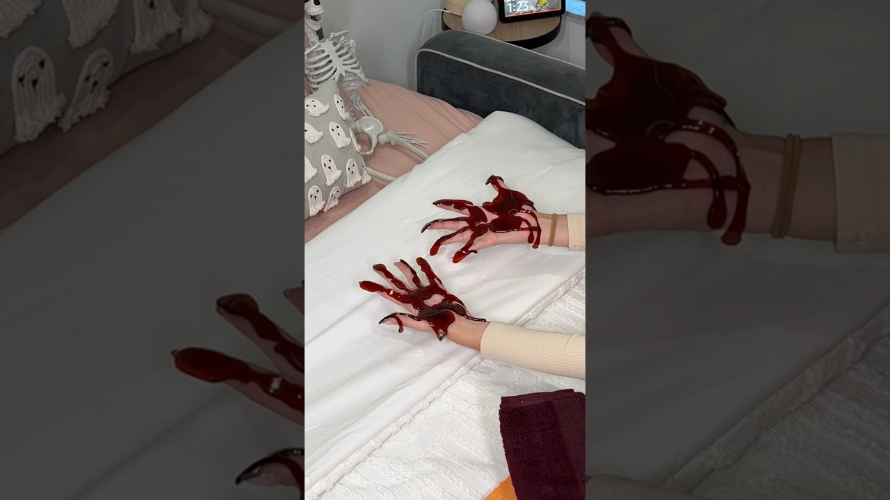 Spooky Halloween guest room transformation!!