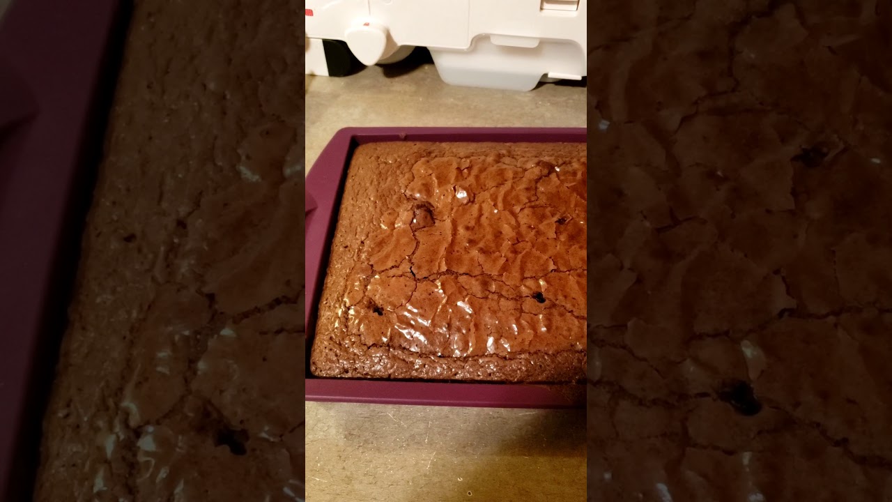 Silicone Baking Pan Brownies