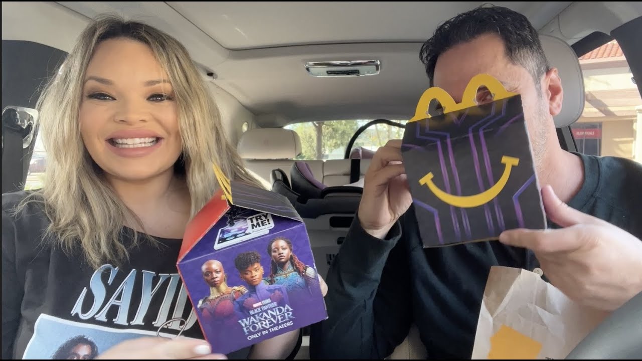 Trying Mcdonald's NEW Black Panther Happy Meals