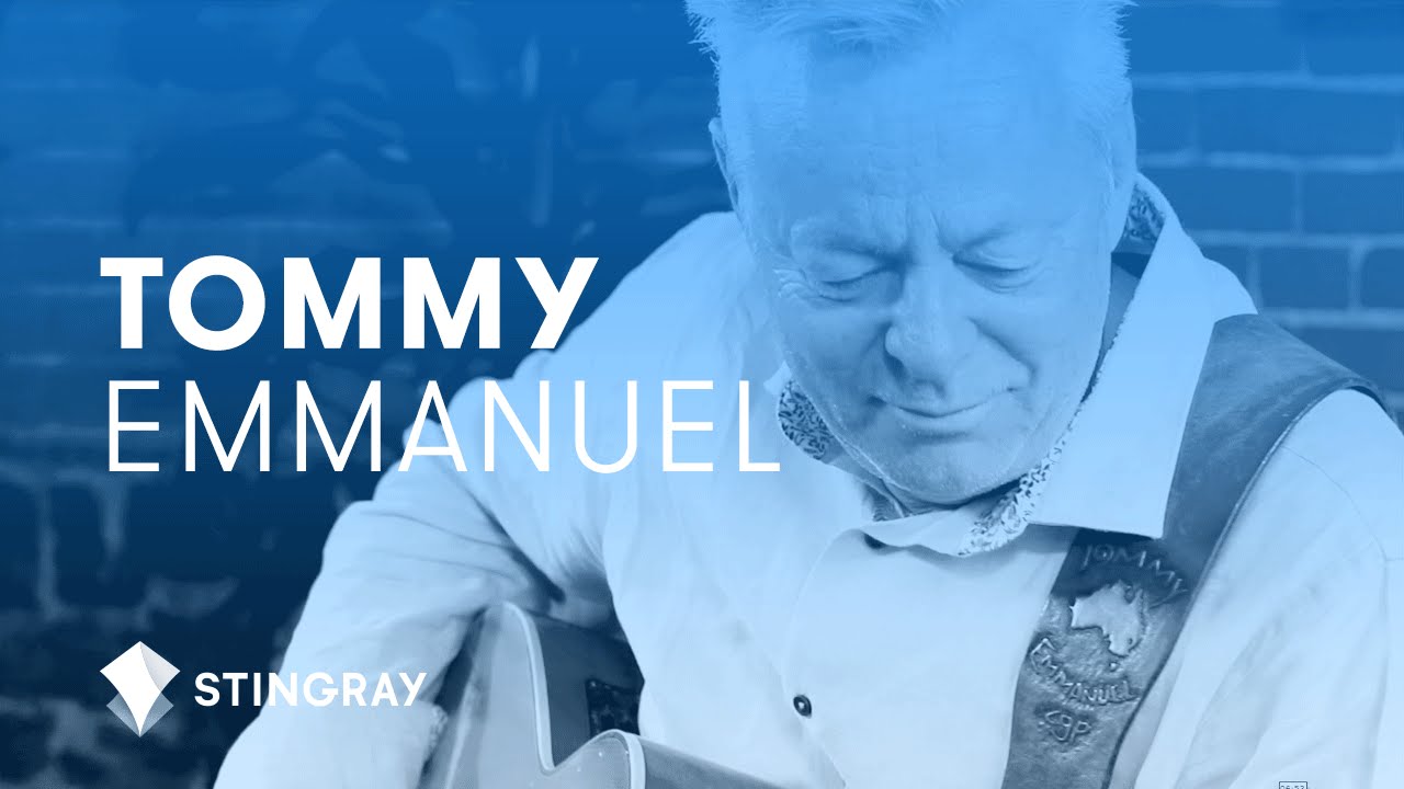Tommy Emmanuel - Blue Moon ( Live @ PausePlay )