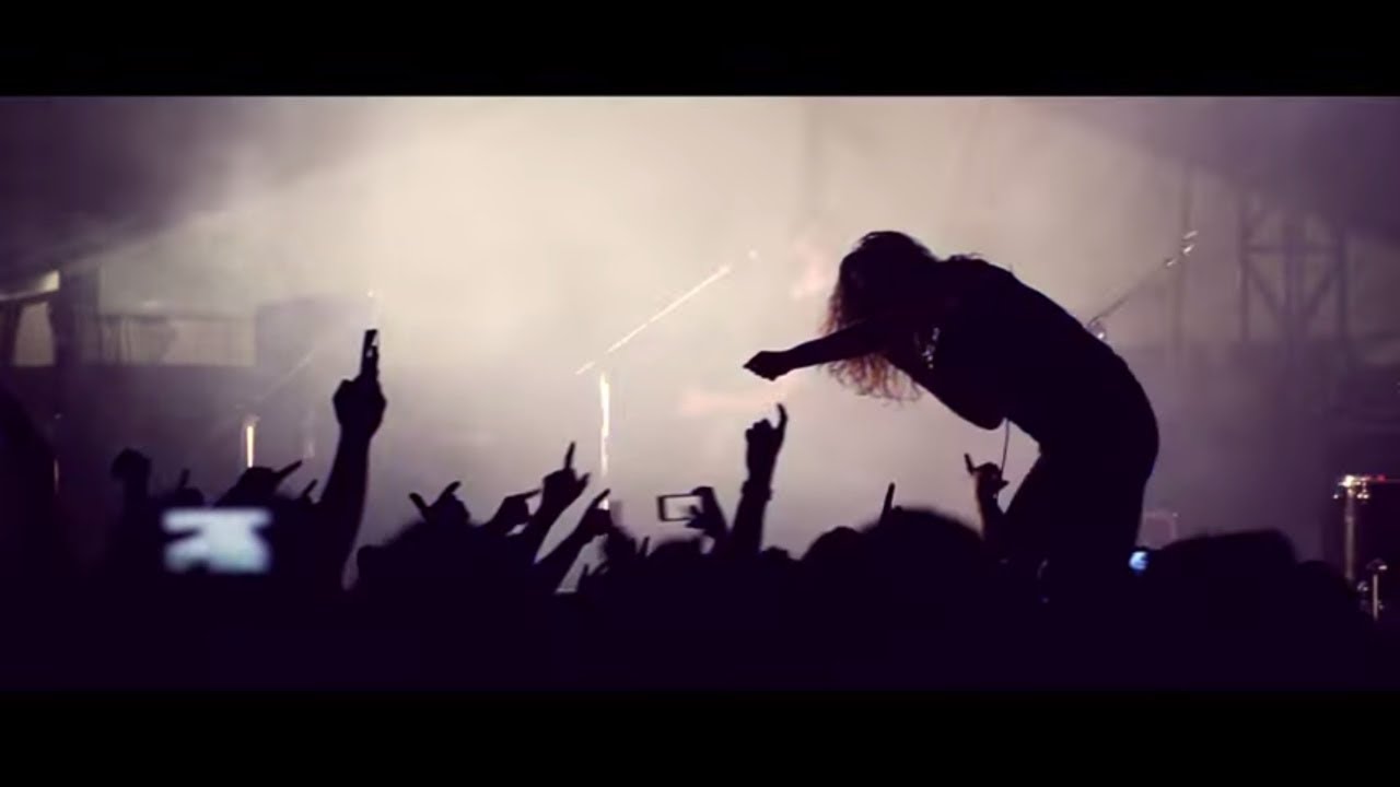 Fast Animals and Slow Kids - Tenera età (live version)