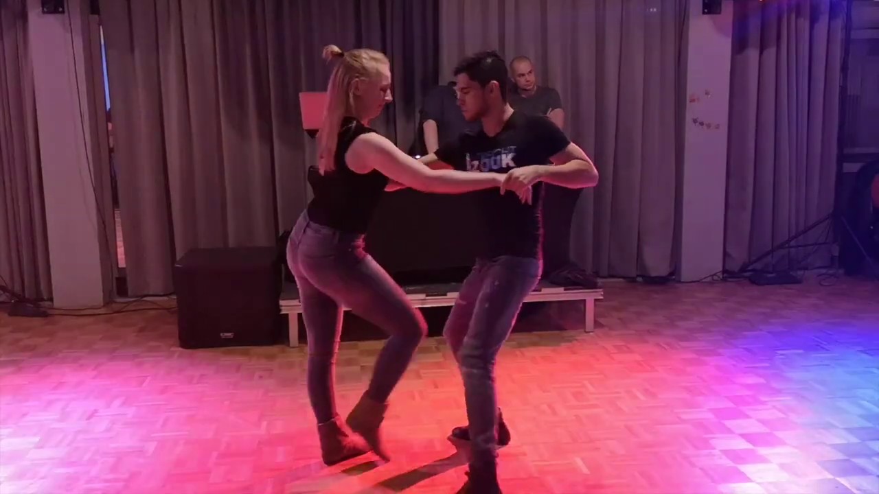 Lisa & Marcos - Leids Danscentrum 4 jan 2020 - Brazilian Zouk Demo
