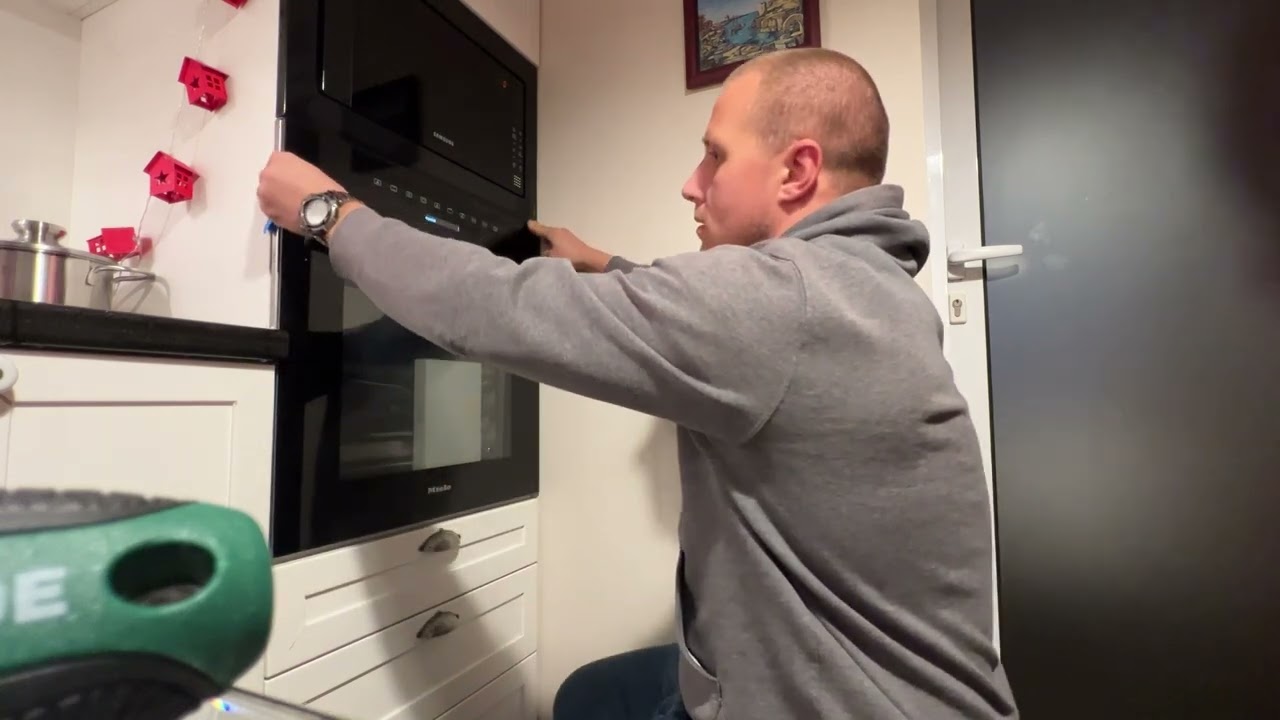 Miele Kitchen Oven Install  DGC 7151