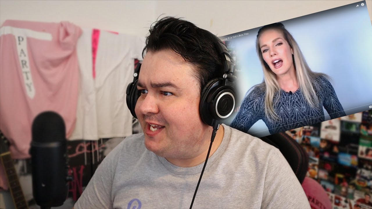 Daz Watches «Как понять, что девушка в тебя влюблена»