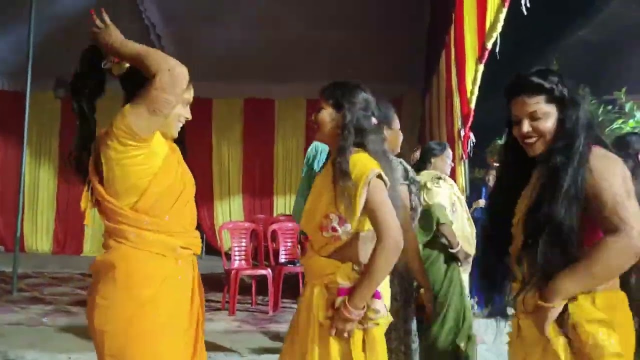 Bhabhi dance in mau District song of Samar singh