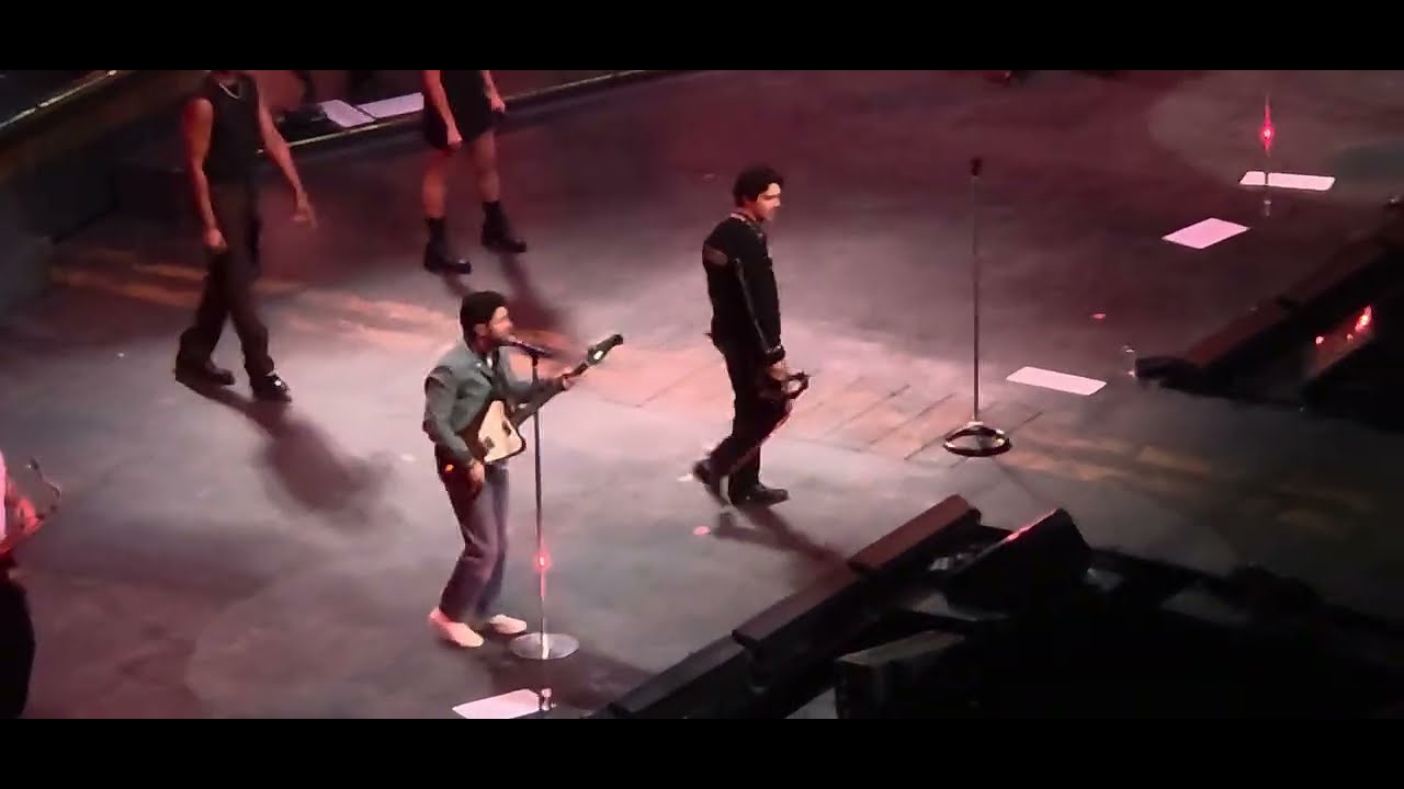 Jonas Brothers Live 11/16/2025 - S.O.S.