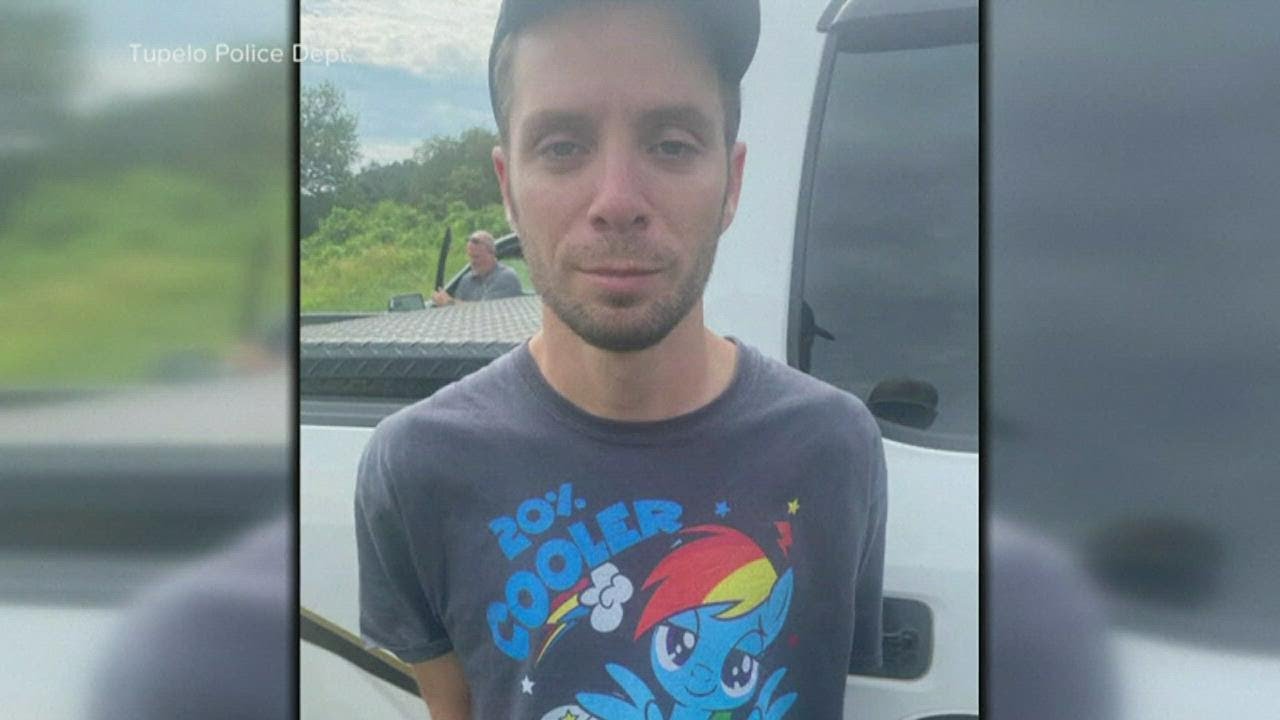 Police : Man arrested after stealing plane, threatening to crash it into Mississippi Walmart