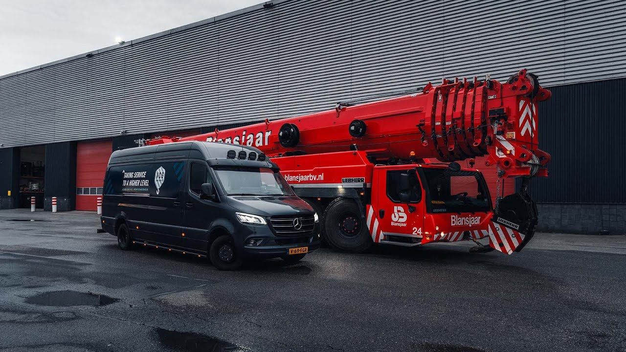 Extensive TRALERT® LED lighting package for Blansjaar's cranes! 🏗️