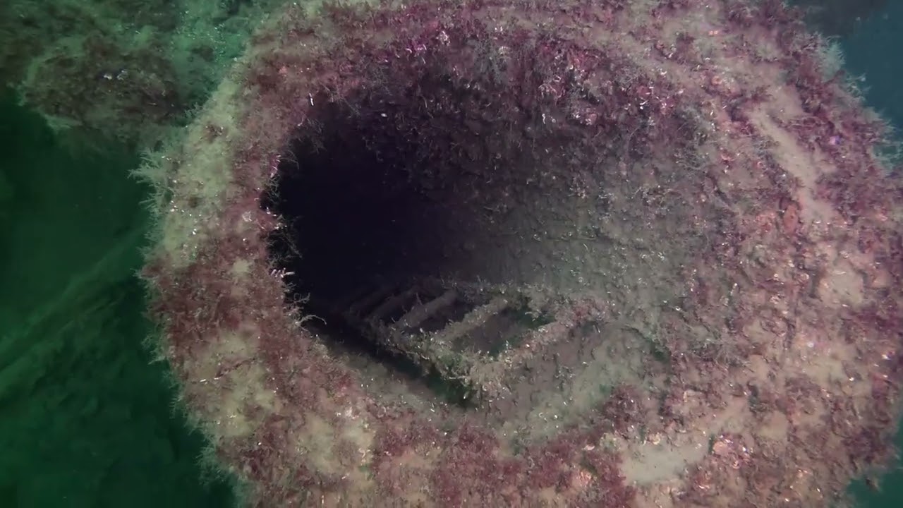 Wreck diving in Narvik: Warship PS Norge, sunk in WWII in Narvik Harbour