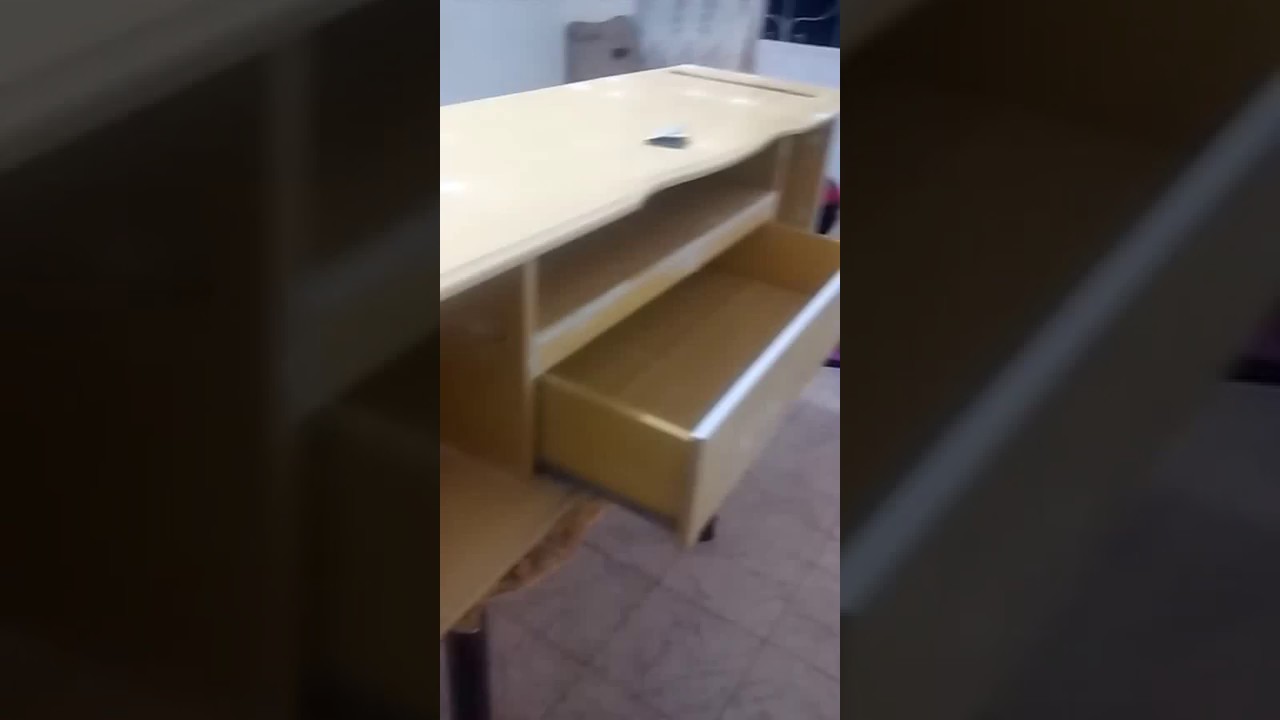 Como fazer um painel de TV com uma estante velha