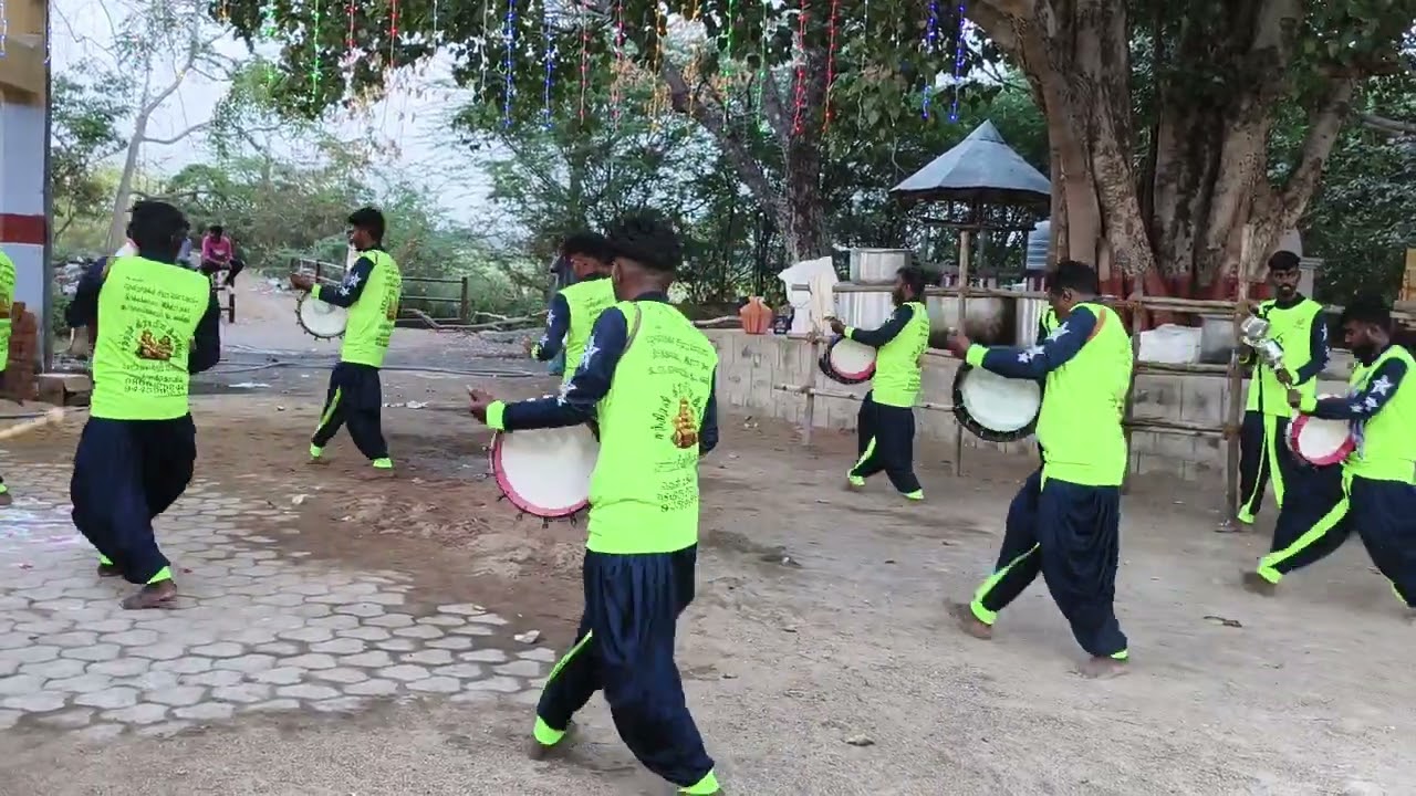 🥁ஆடாத கால்களையும் ஆடவைக்கும் சந்திரன் கிராமிய இசைக் குழு S.K.பாளையம் வெள்ளகோவில்📱9865275646