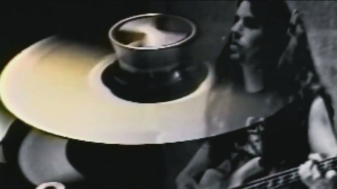 Skid Row - C'mon And Love Me (Official Video)