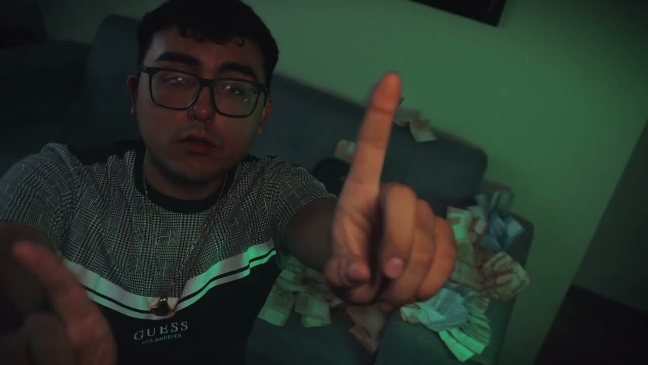 3MILLONES - LA HIGRIEGA (VIDEO OFICIAL)
