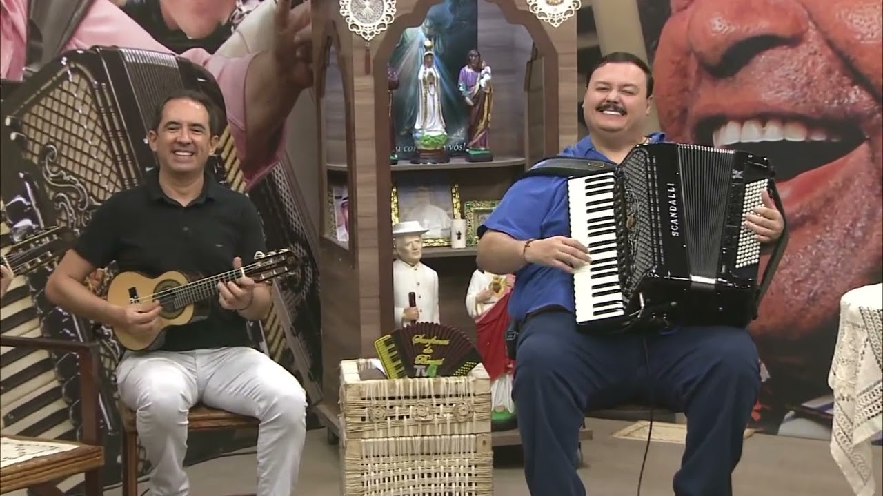 Rodolf Forte interpretando 