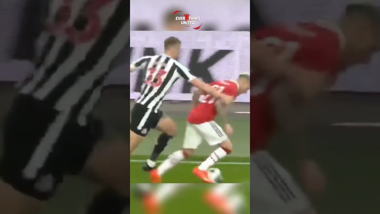 😱 See how Antony dribbles Dan Burn on 1v1 encounter 😂😂🤣 #mufc #ggmu #manutd #manutdfans #carabaocup