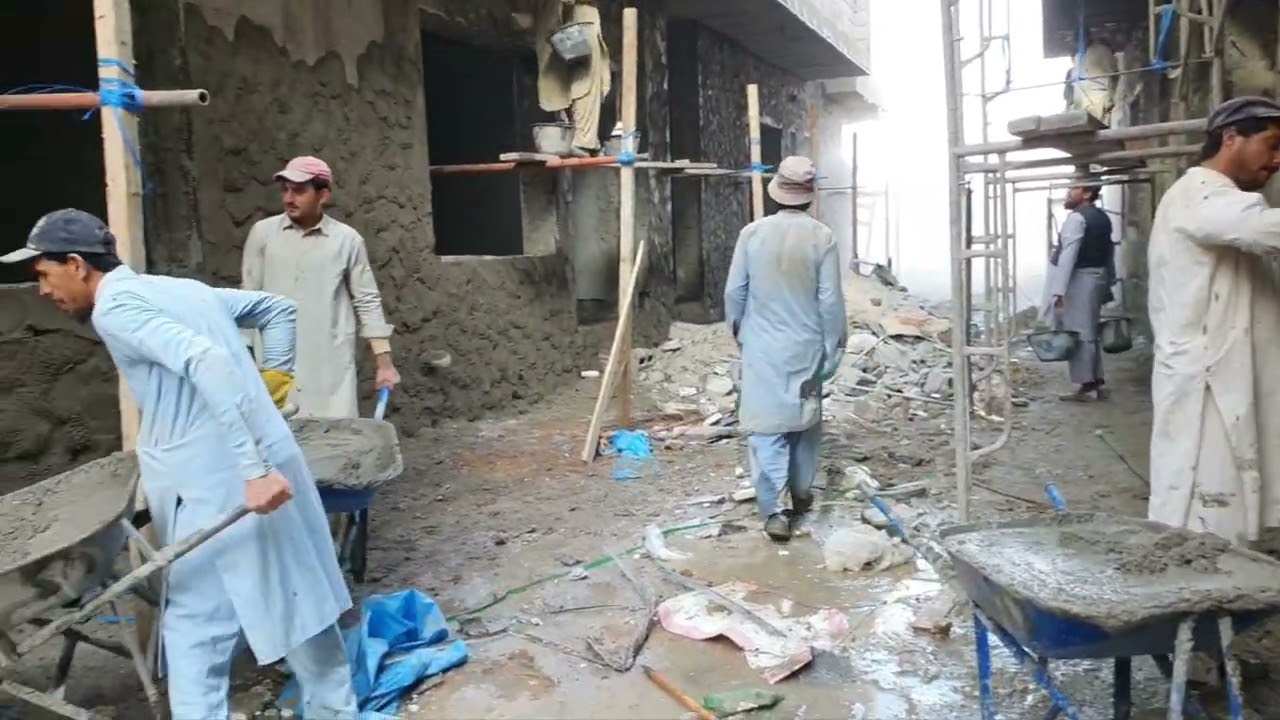 How plaster the ground floor at project site  March 5, 2023
