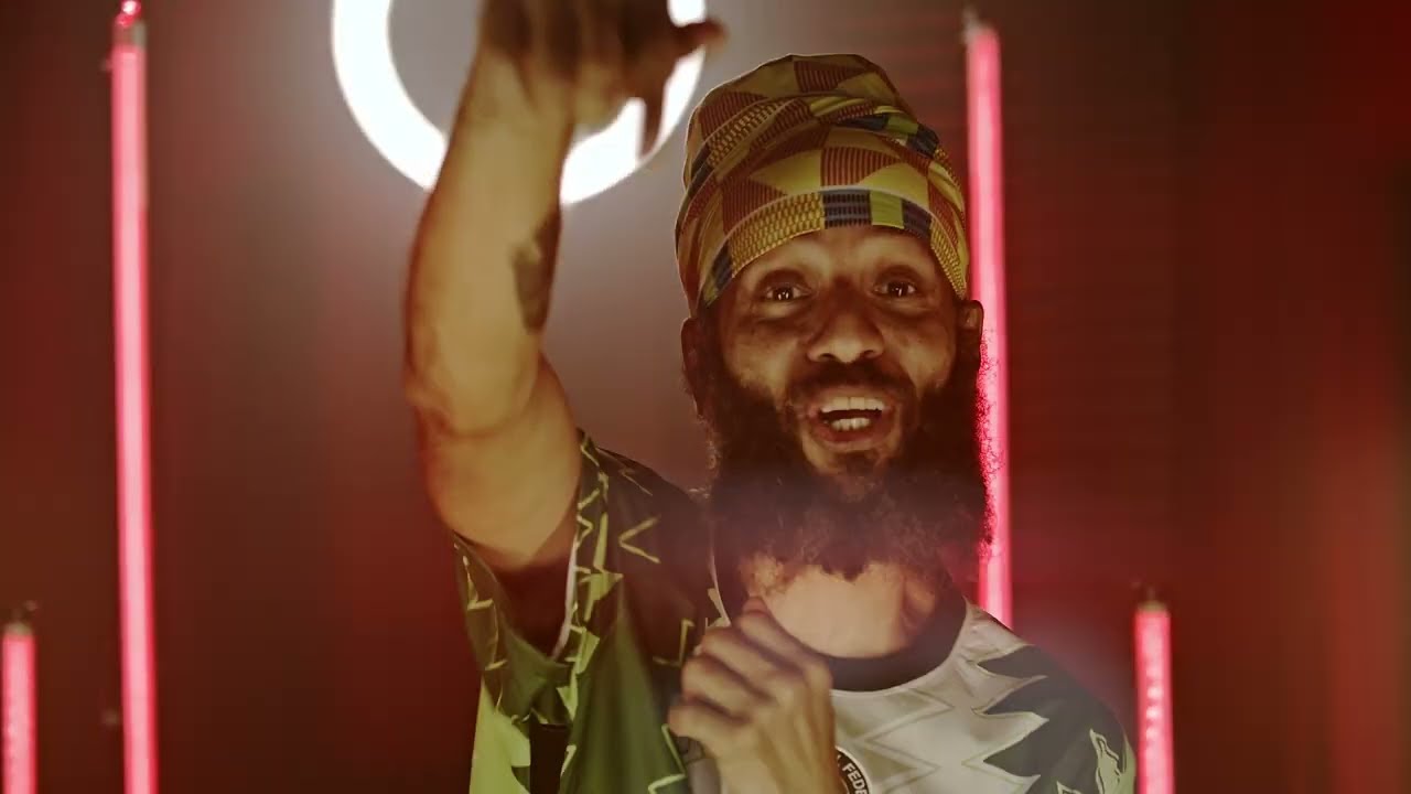 Fidel Nadal ft Freedomsounds - A bailar (Video Oficial)