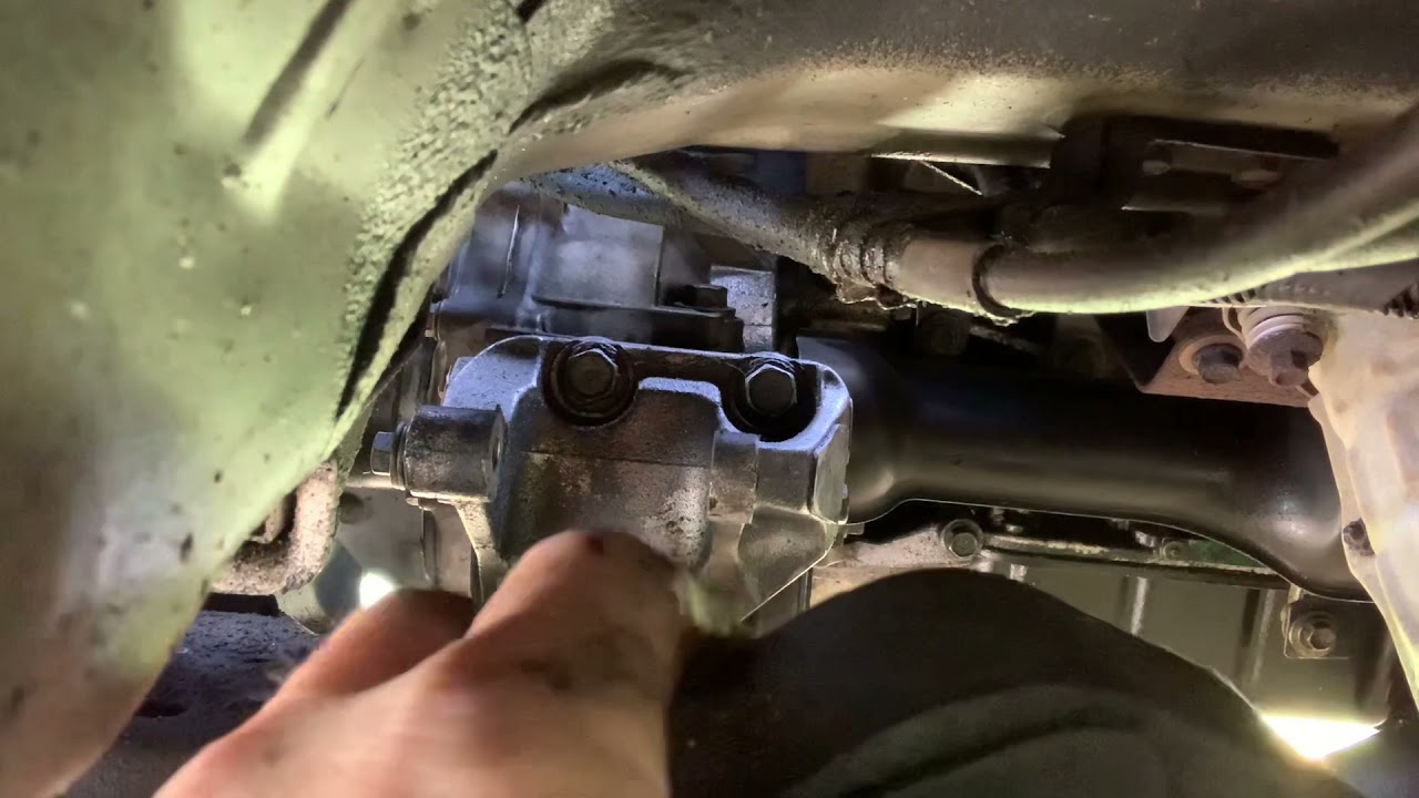 Замена задней опоры двигателя на Honda Element