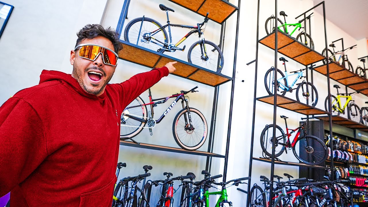 FUI NA LOJA COMPRAR UMA NOVA BIKE PARA MIM