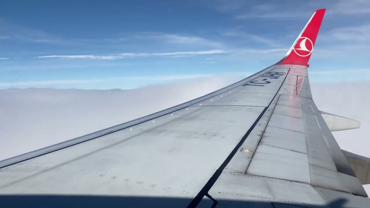NEW ISTANBUL AIRPORT LANDING WITH BAD WHEATHER // Boeing 737-800 -- 4K