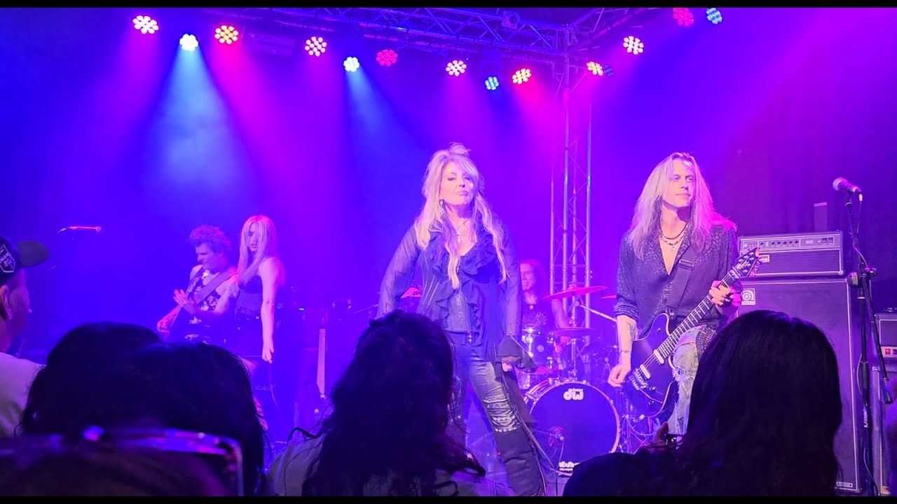 Edge Of A Broken Heart (feat. Cassidy Paris) - Live