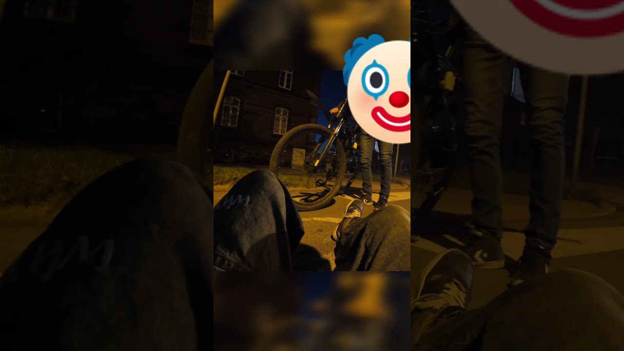 Potrącił mnie TAKS&Oacute;WKARZ &ndash; podczas dostawy na rowerze! #shorts