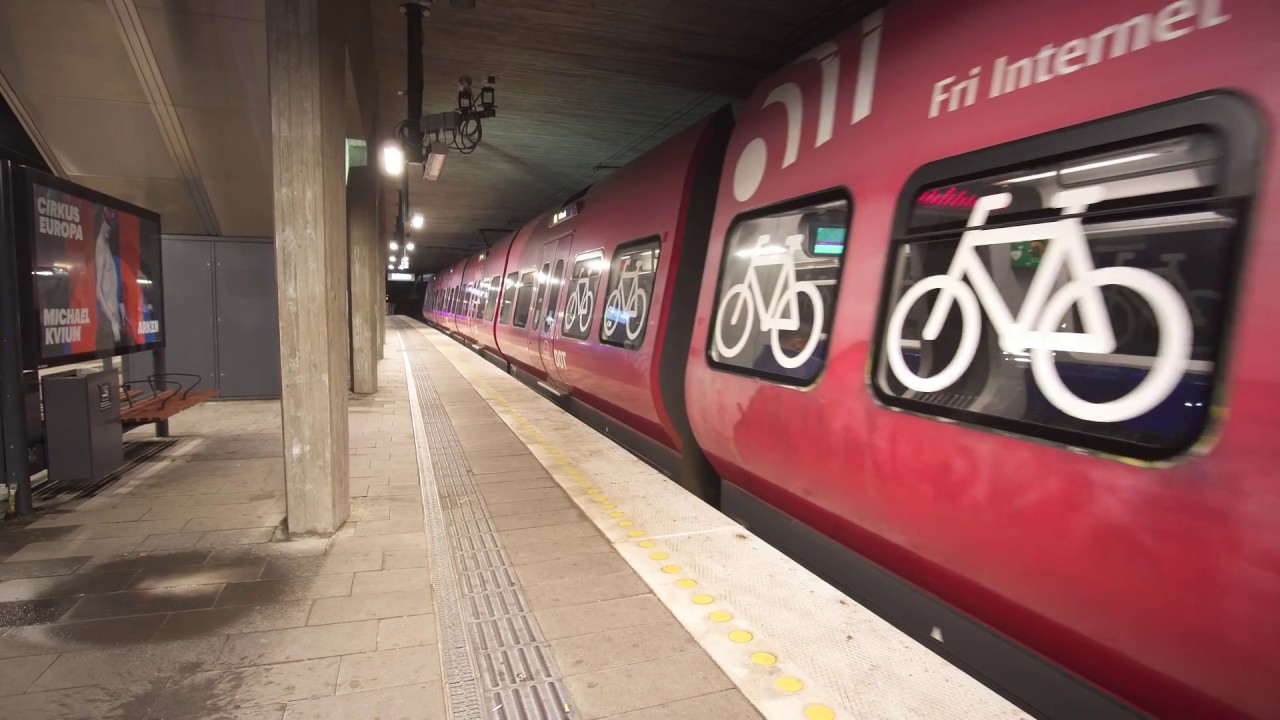 Denmark, Midnight train ride from Carlsberg to Copenhagen Central Station, 1X escalator