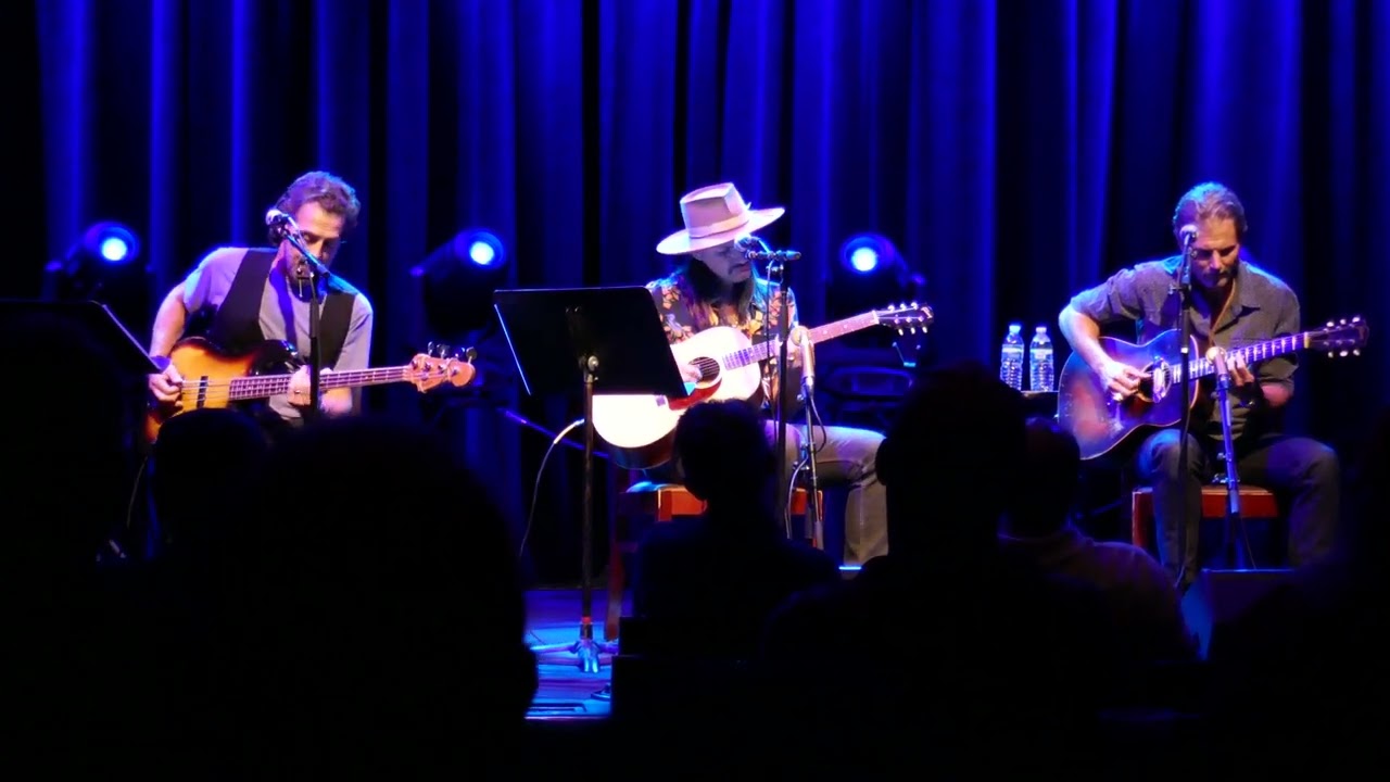 Duane Betts 2022-06-24 Sellersville Theater 