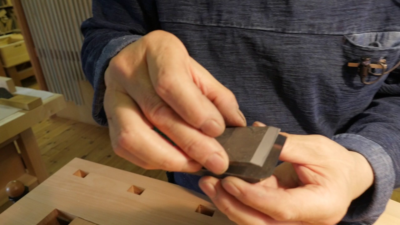 鉋刃を研ぐ  補足編 5/8 (裏金：研ぎと調整 Uragane: Sharpening and Adjustment)