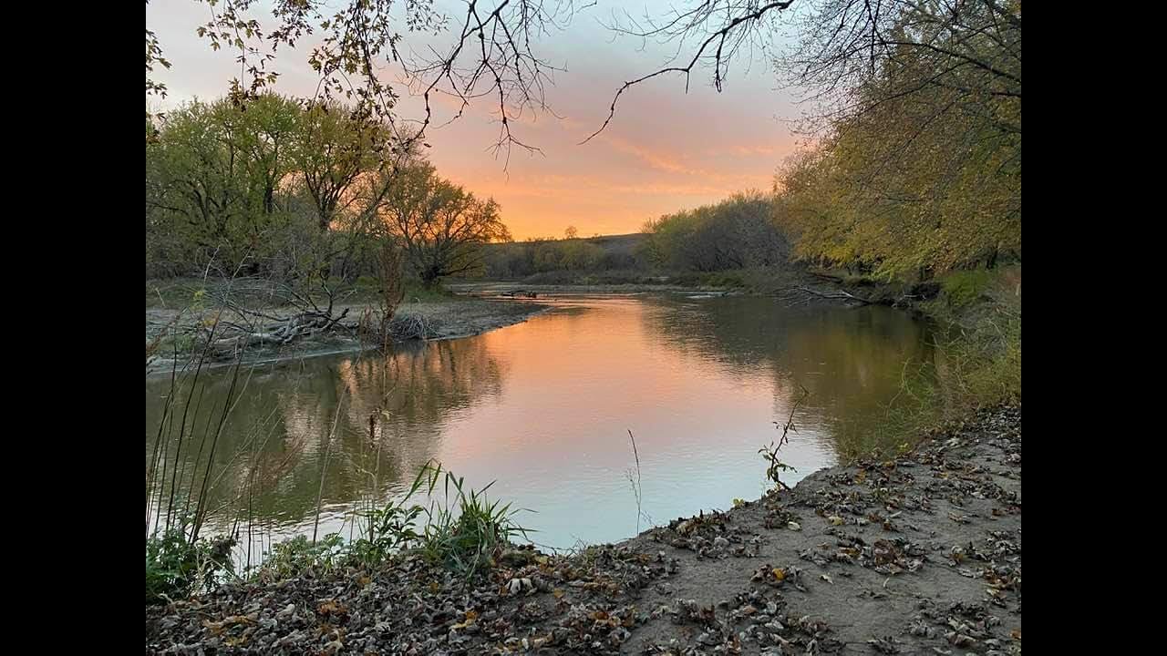5 Prettiest Hiking Trails Near Sioux Falls, SD