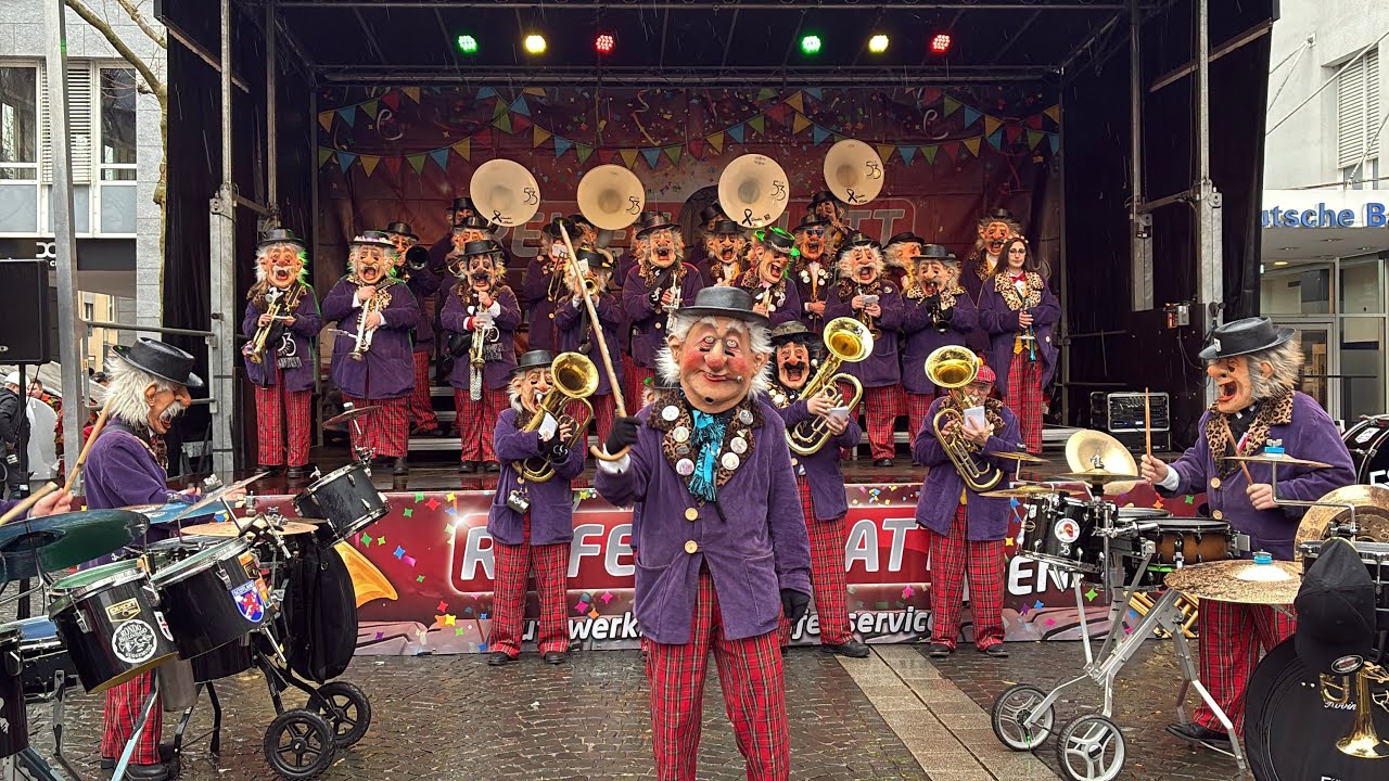 Guggen Explosion Lörrach 2026 - GM 53er Auftritt (Senserplatz) 🥳🎺🥁