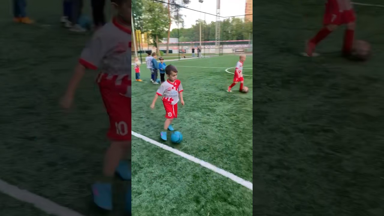 УДАРЫ В ДВИЖЕНИИ #football #play #soccer #дети #мяч #тренер #футбол #спорт #sports #footballgirl