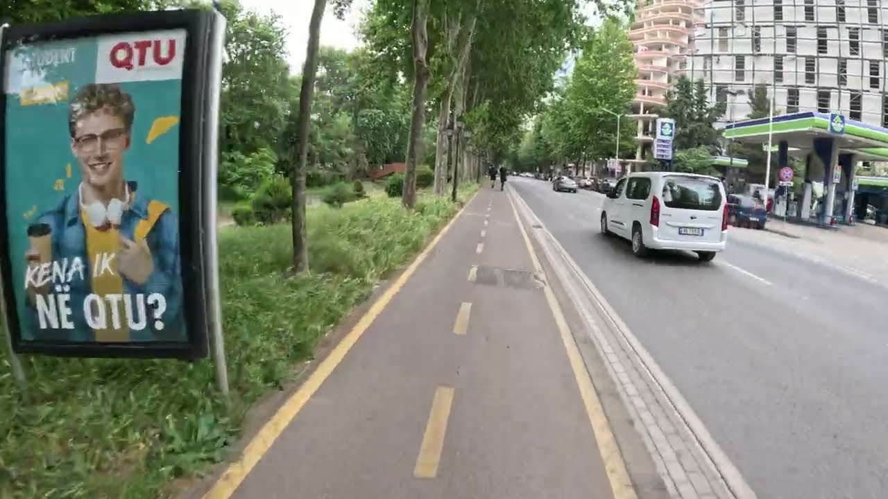 ALWALK: Kombinat in Tirana, Albania