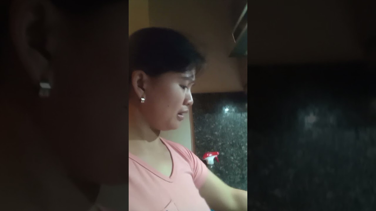Nagluluto ako ng bananacue