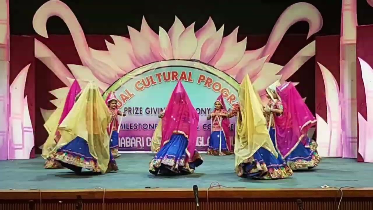 মোমের পুতুল /momer putul/