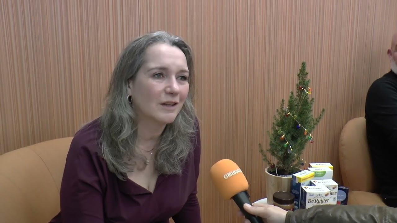 Inzamelingsactie voor Voedselbank door Gymnasium Novum en het Sint-Maartenscollege