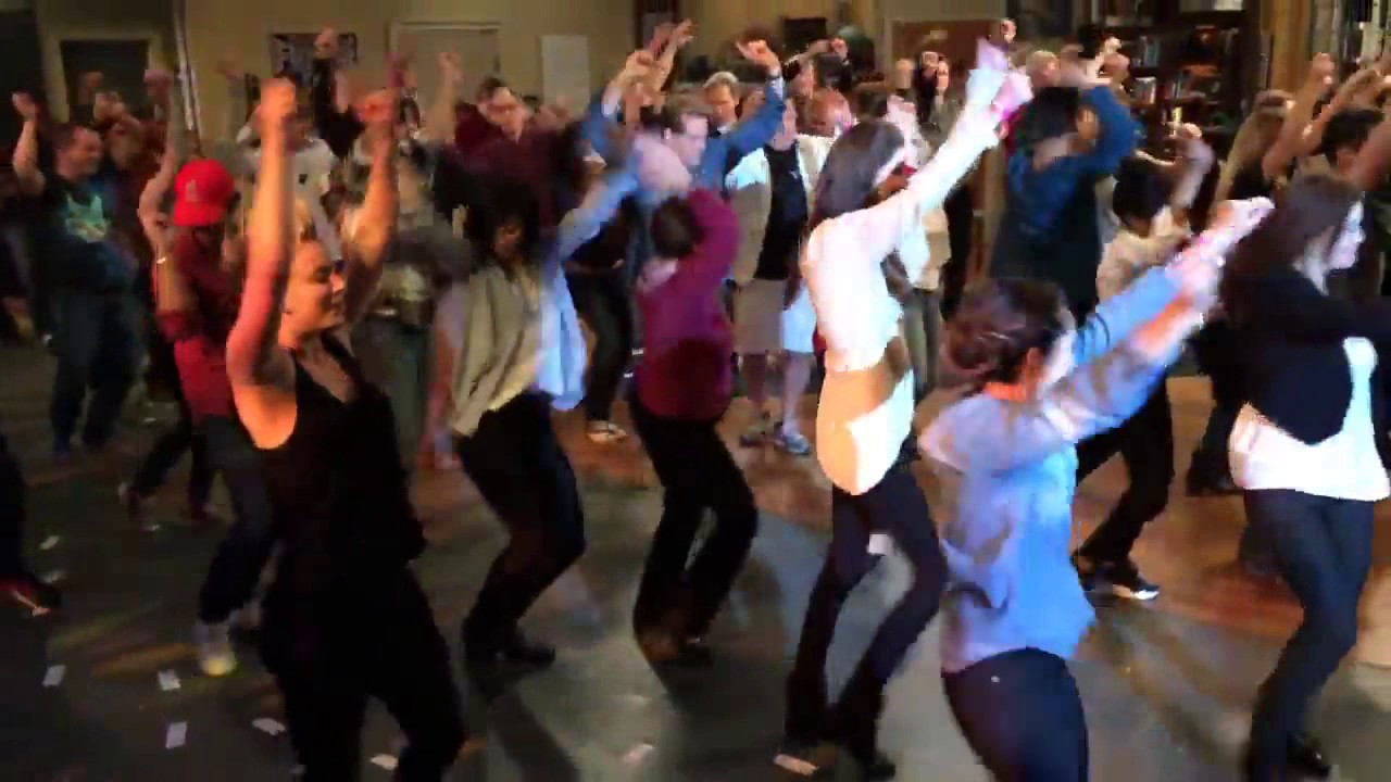 uptown funk - Bruno Mars song - The Big Bang Theory Flash Mob 2014 with Jim Parsons